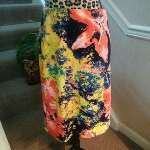 - Betsey Johnson Floral Pencil Skirt